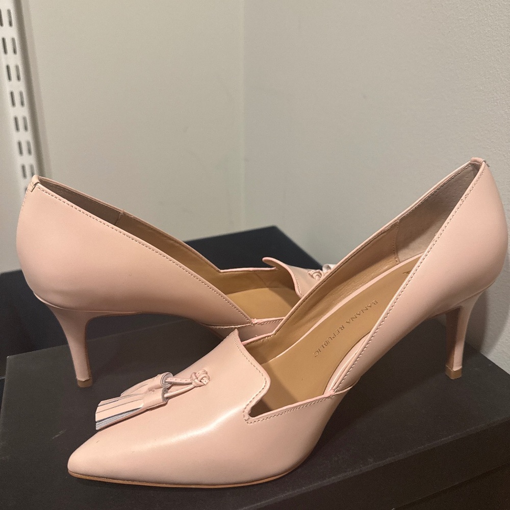 Banana Republic heels with tassel.